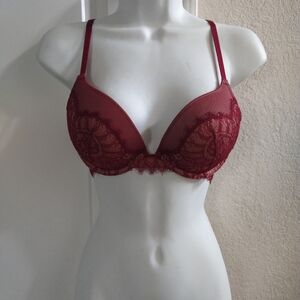 Women's Victoria's Secret Dream Angels Push Up Bra (Size 34C)